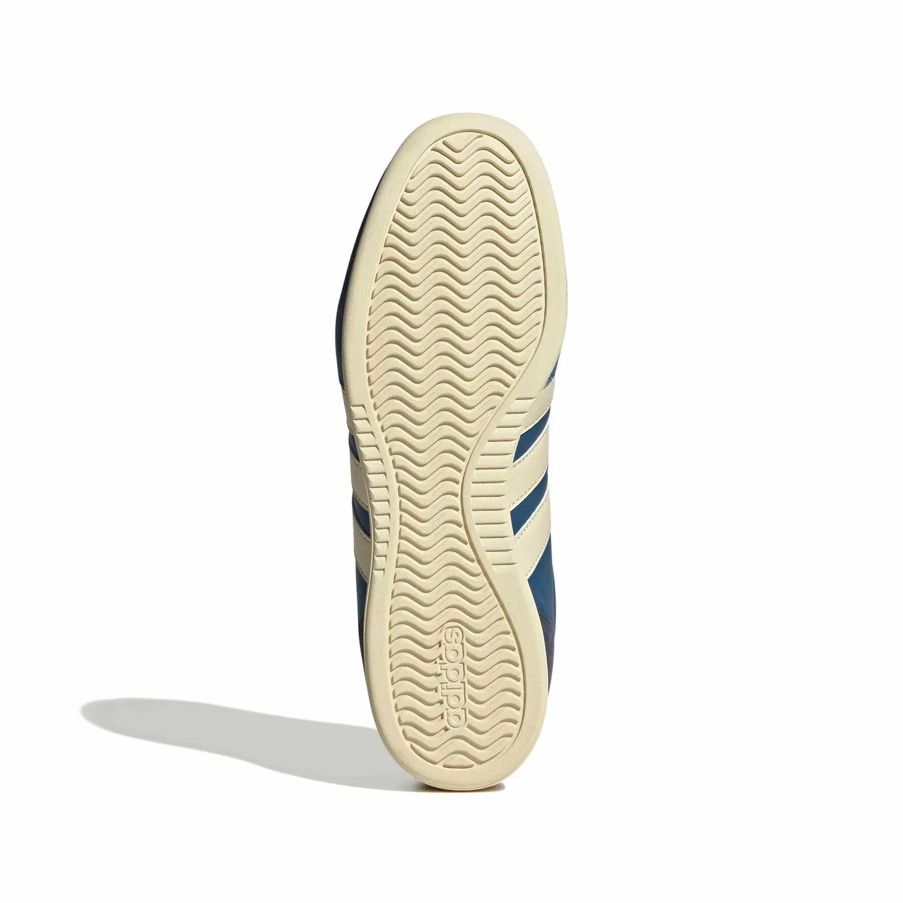 Trainers adidas Barreda Lo 6/7