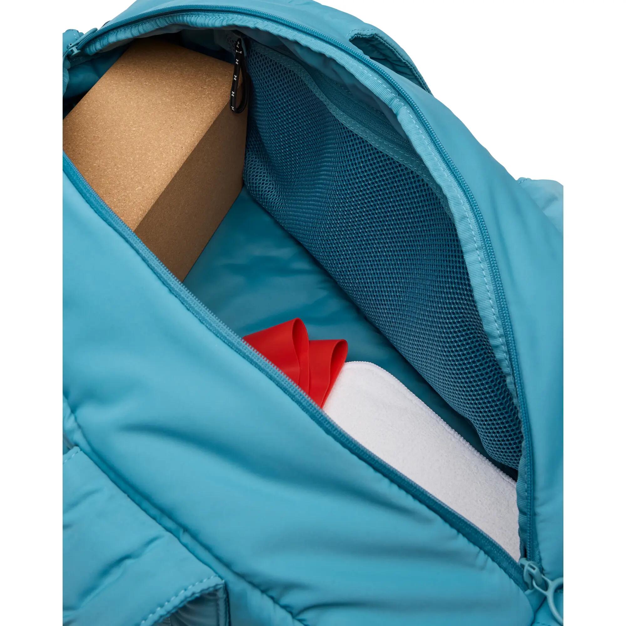 Under Armour Sporttasche Studio Soft Duffle 6009628 3/4