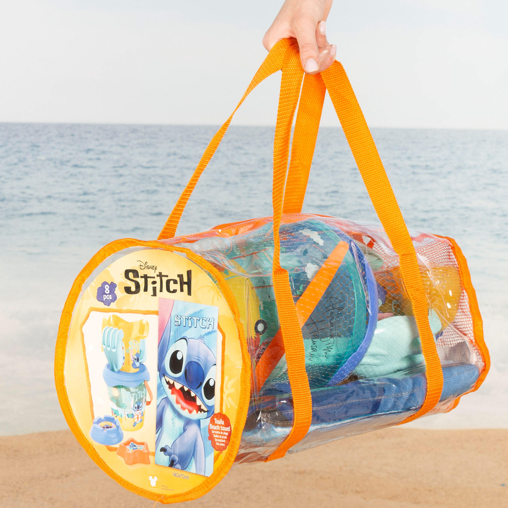 Set de playa infantil Stitch con toalla cubo y juguetes desde 18 meses 2/7