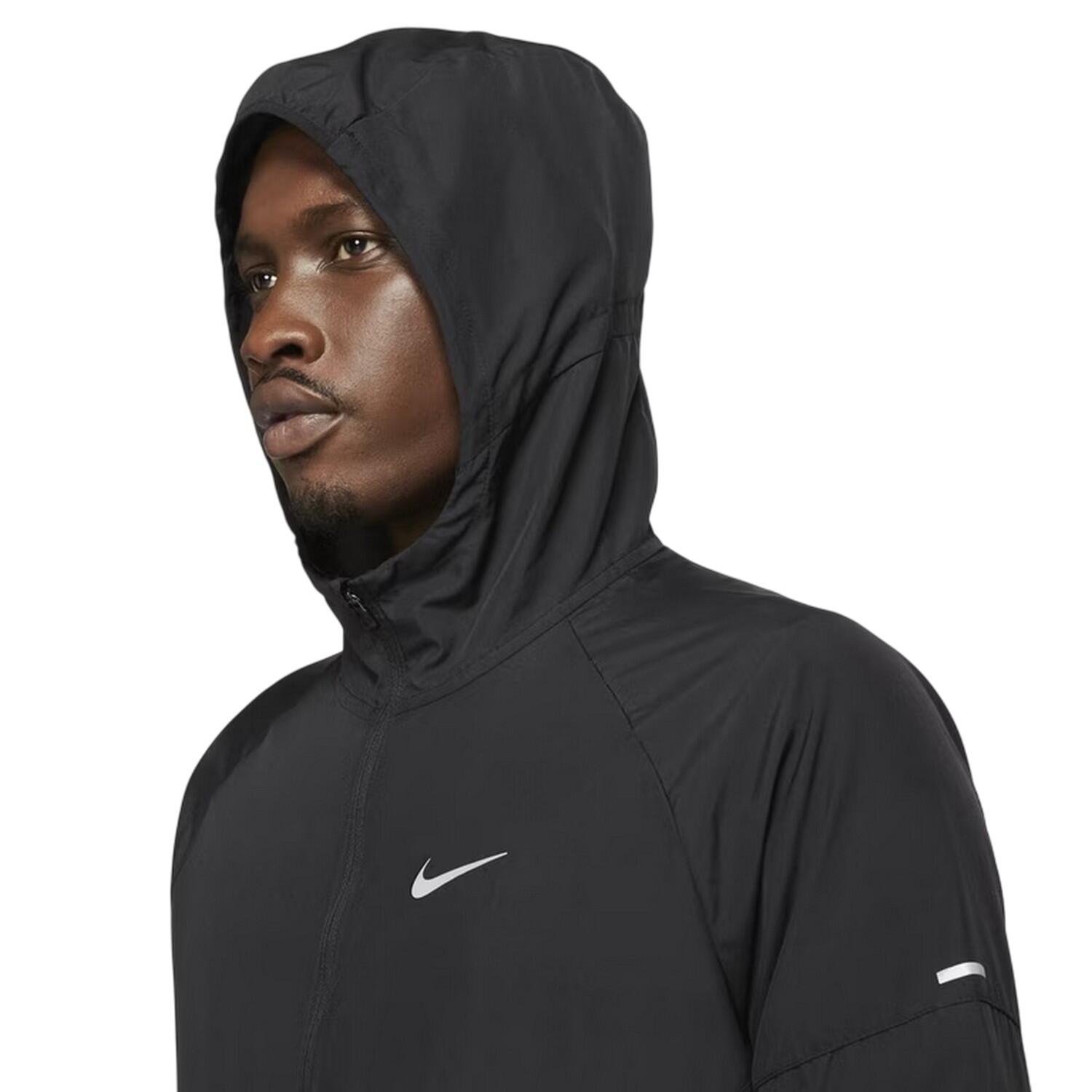 Giacca Impacchettabile Uomo Nike Repel Miller Nero Nero Riflettente 4/5