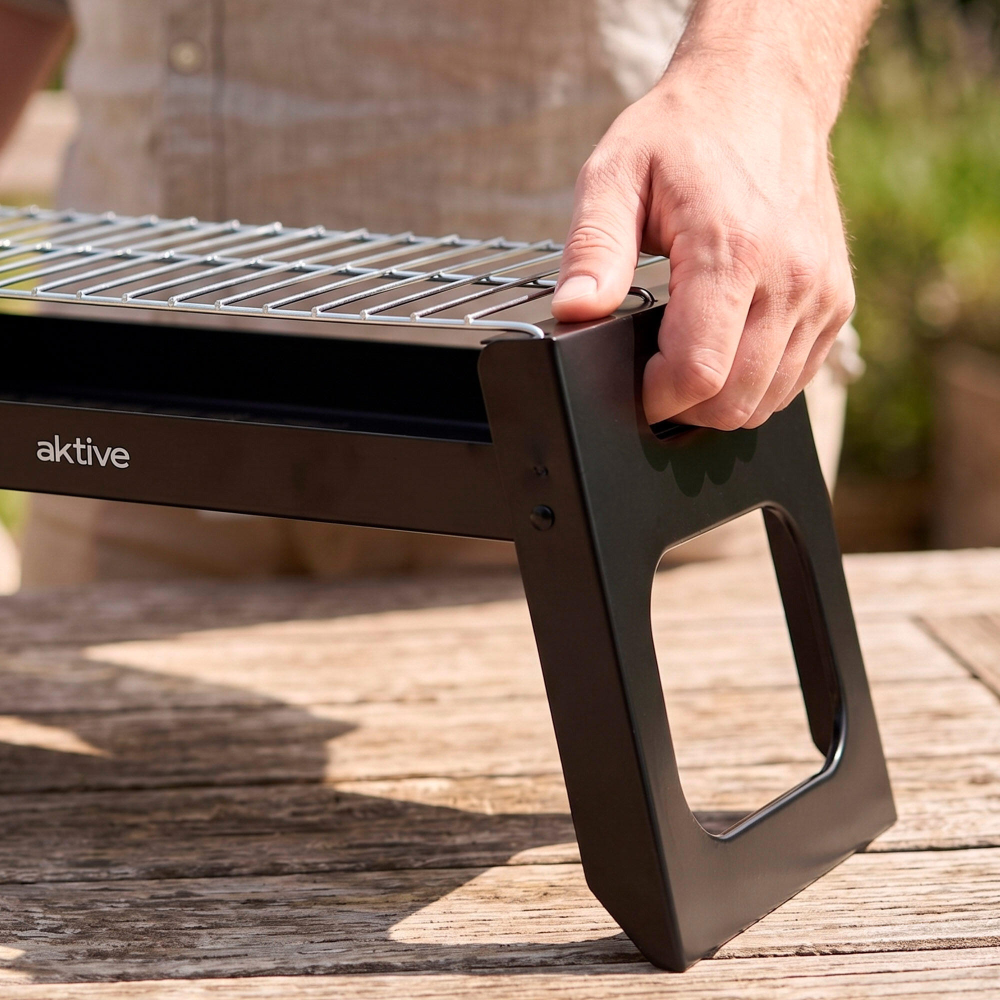 Opvouwbare houtskoolbarbecue 46x22x22 cm met stalen grill en draagtas 6/7