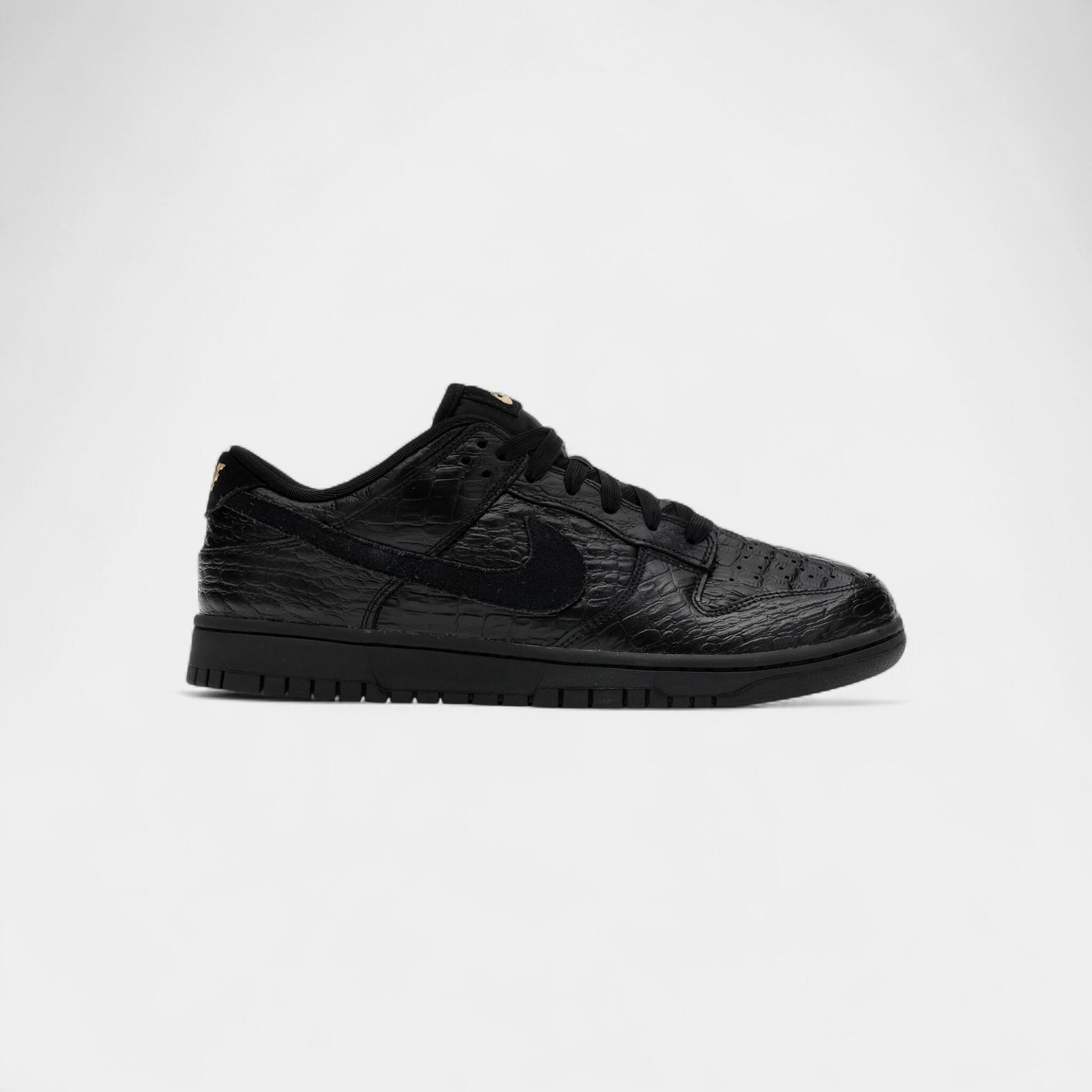 NIKE picture