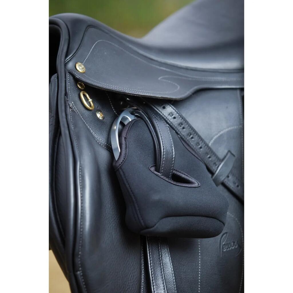 Stirrup cover for horse HFI