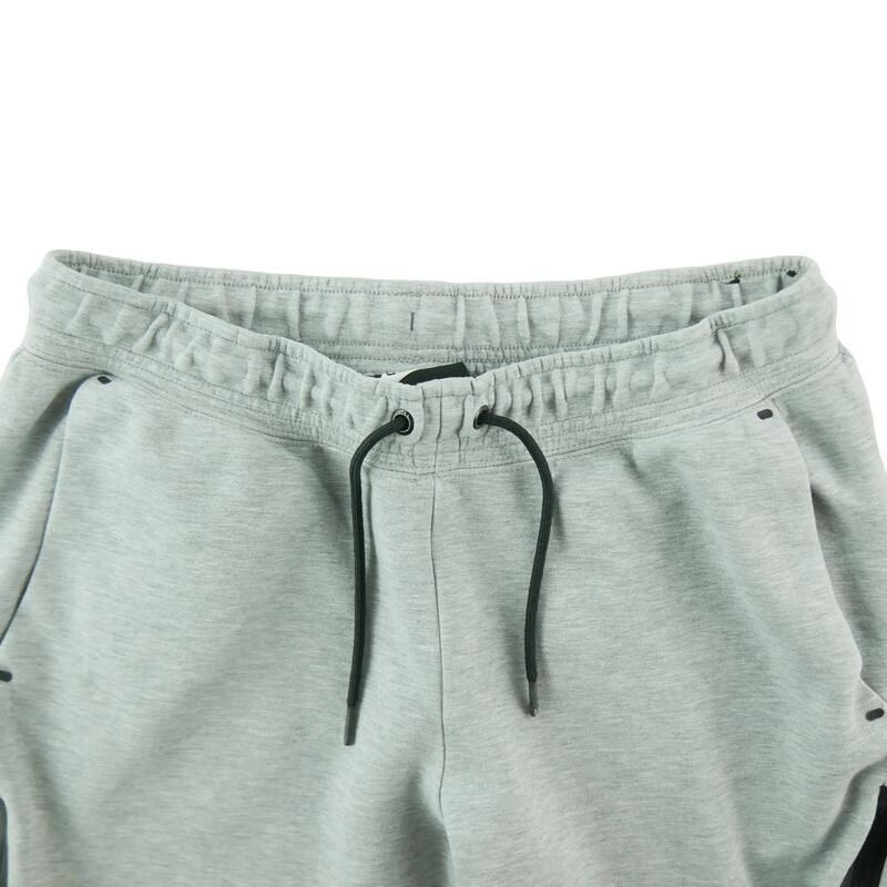 Second life - Joggings bărbați Nike Tech gri - Ca nou