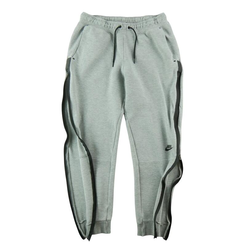 Second life - Joggings bărbați Nike Tech gri - Ca nou
