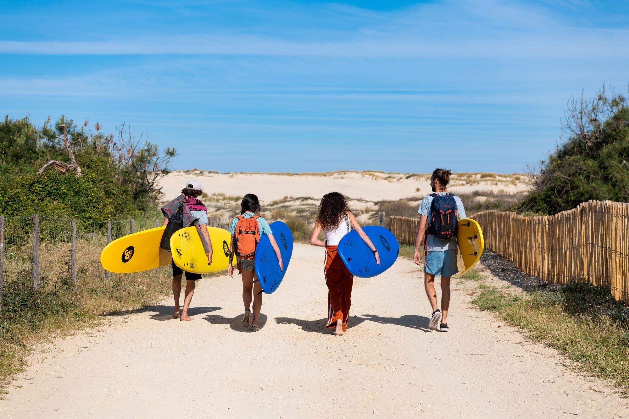 DECATHLON TRAVEL picture