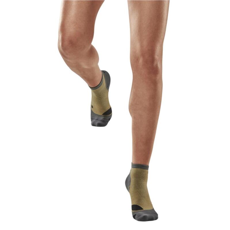 Sosete de drumeție CEP Merino Light Low-Cut Compressie
