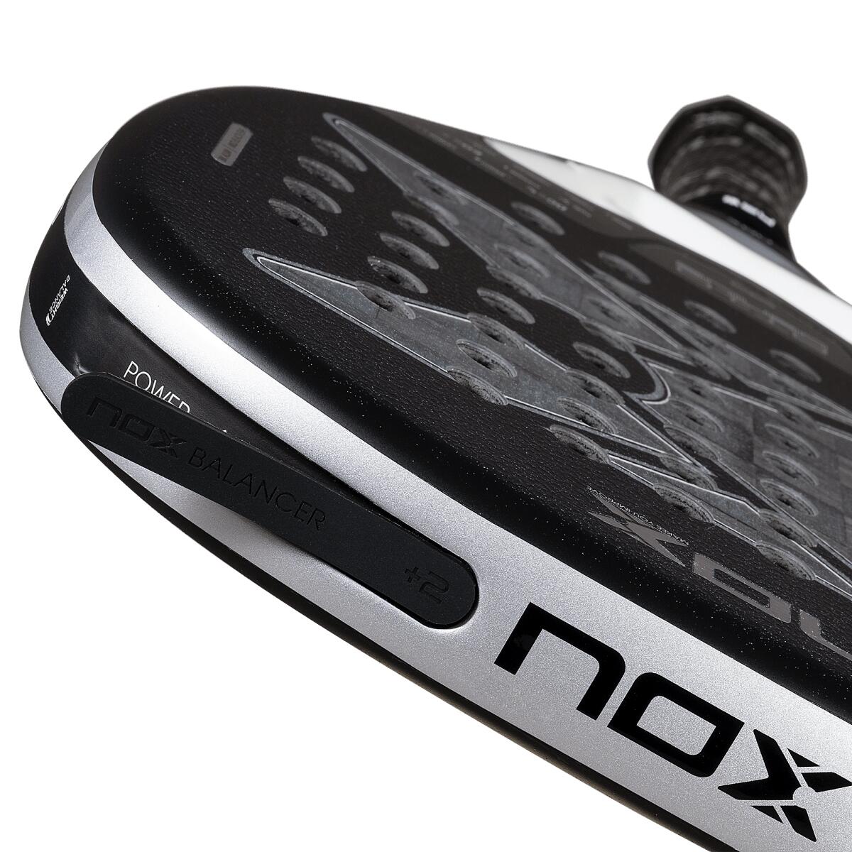 NOX AT10 Genius Attack 18K Alum Padelschläger 25 5/5