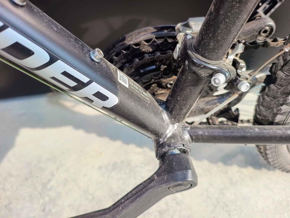 Entre Particuliers - Vélo enfant - Rockrider - parfait état - 24 pouces 2/7