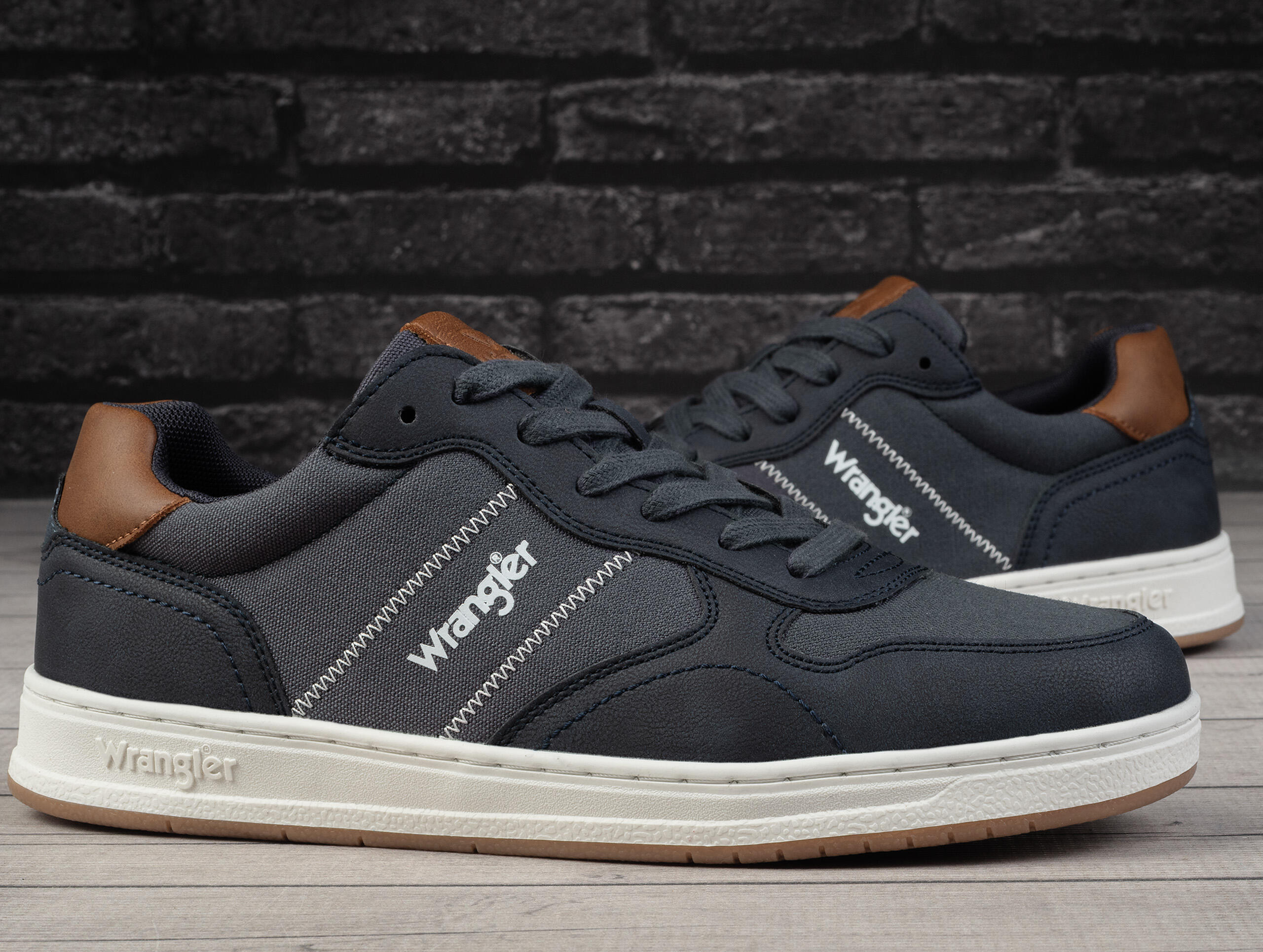 Buty męskie sportowe  do chodzenia Wrangler RUSTY C MEN LOW 2/5