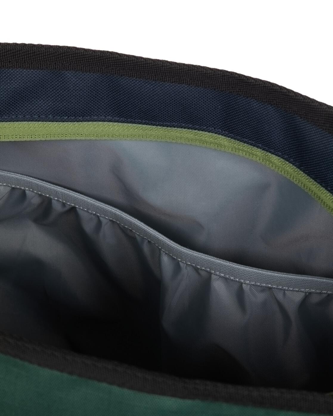 Bruine tas COMMUTE LITE 37L Grün Heren 3/4