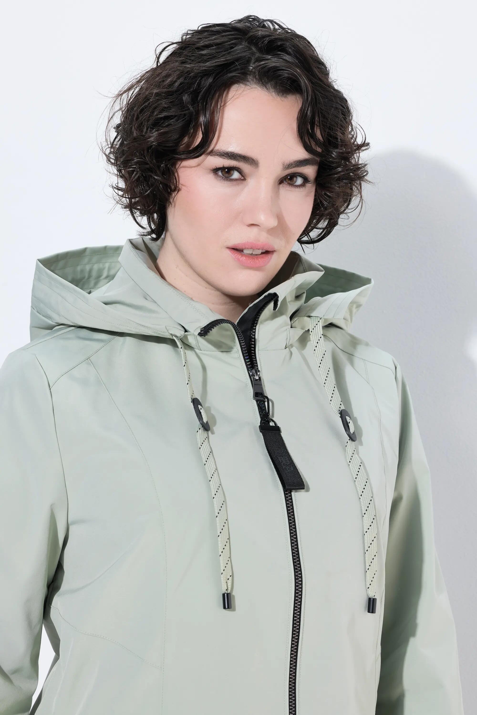 Femme Veste technique HYPRAR à capuche matière déperlante coupe évasée 9/13