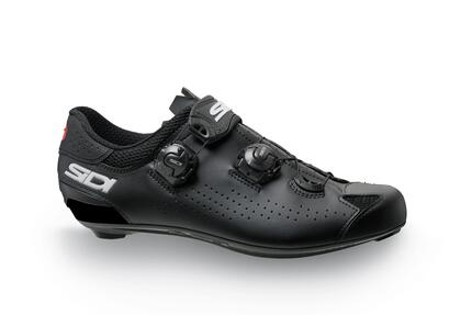 Chaussures GENUIS 10 MEGA noir