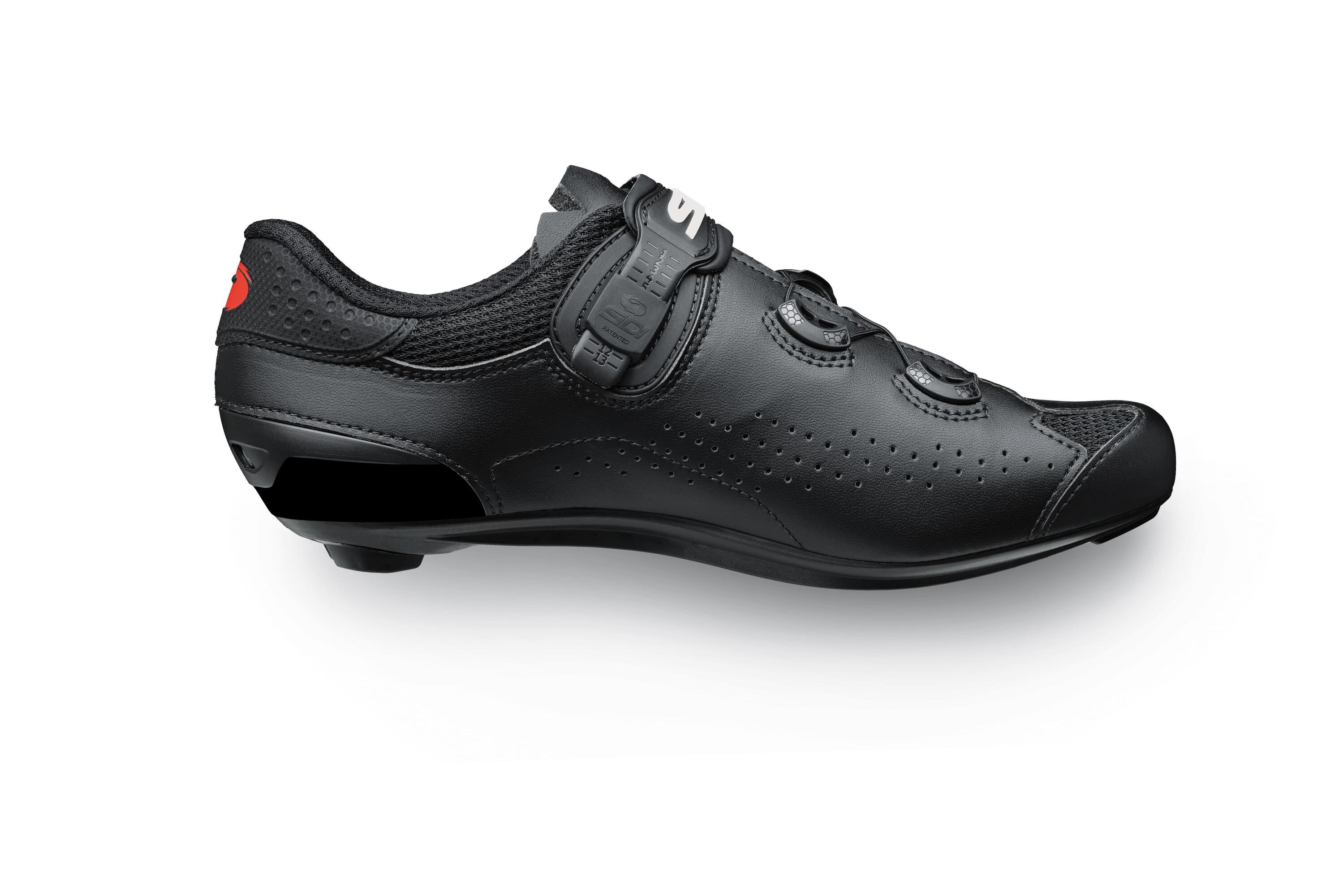GENUIS 10 MEGA schwarze Schuhe 2/6