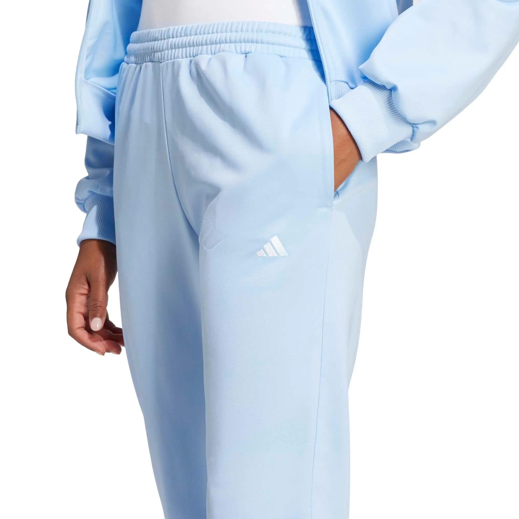 Dres Essentials Feel Cozy 10/10