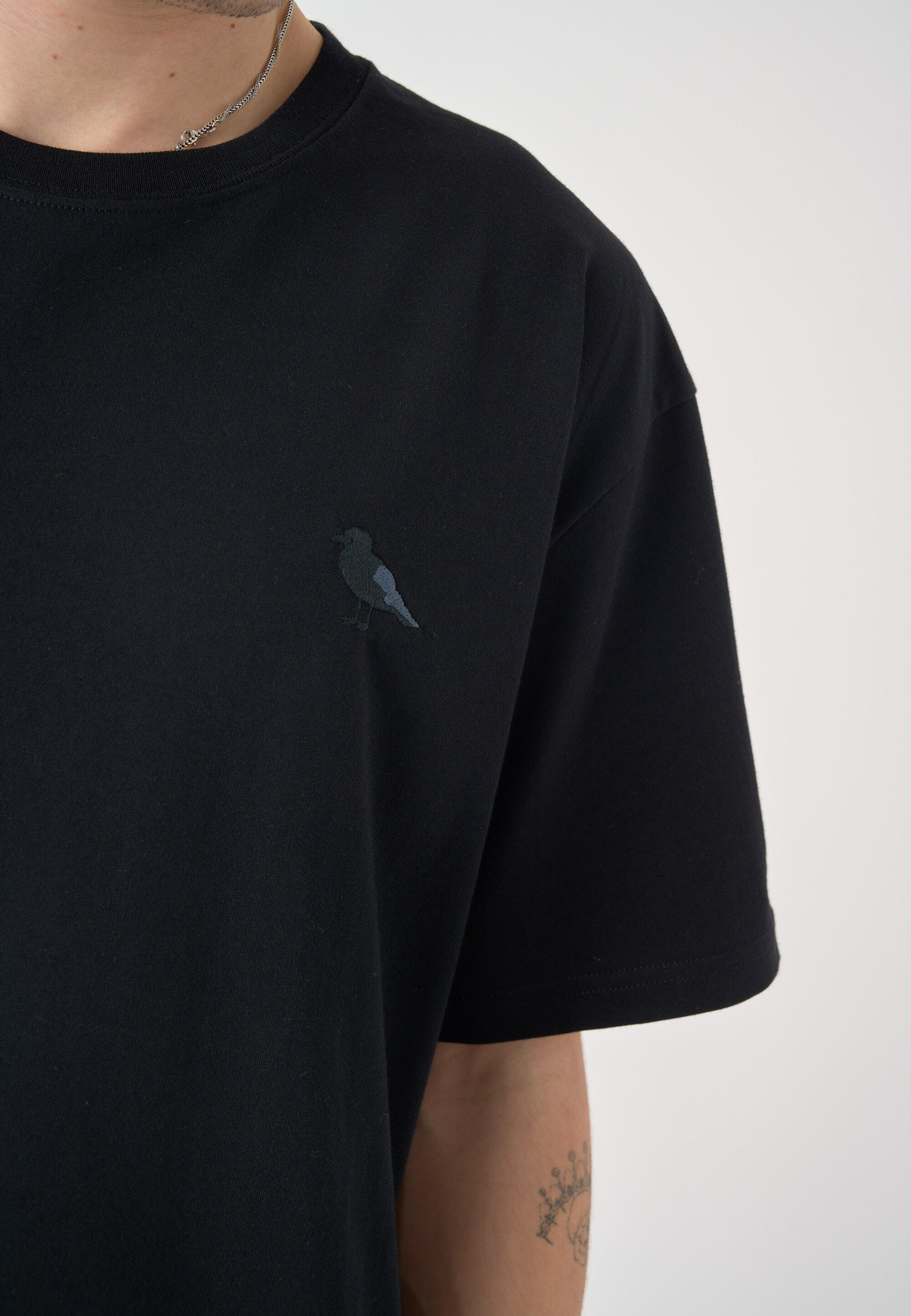 T-shirt Embroidery Gull Mono 8/15