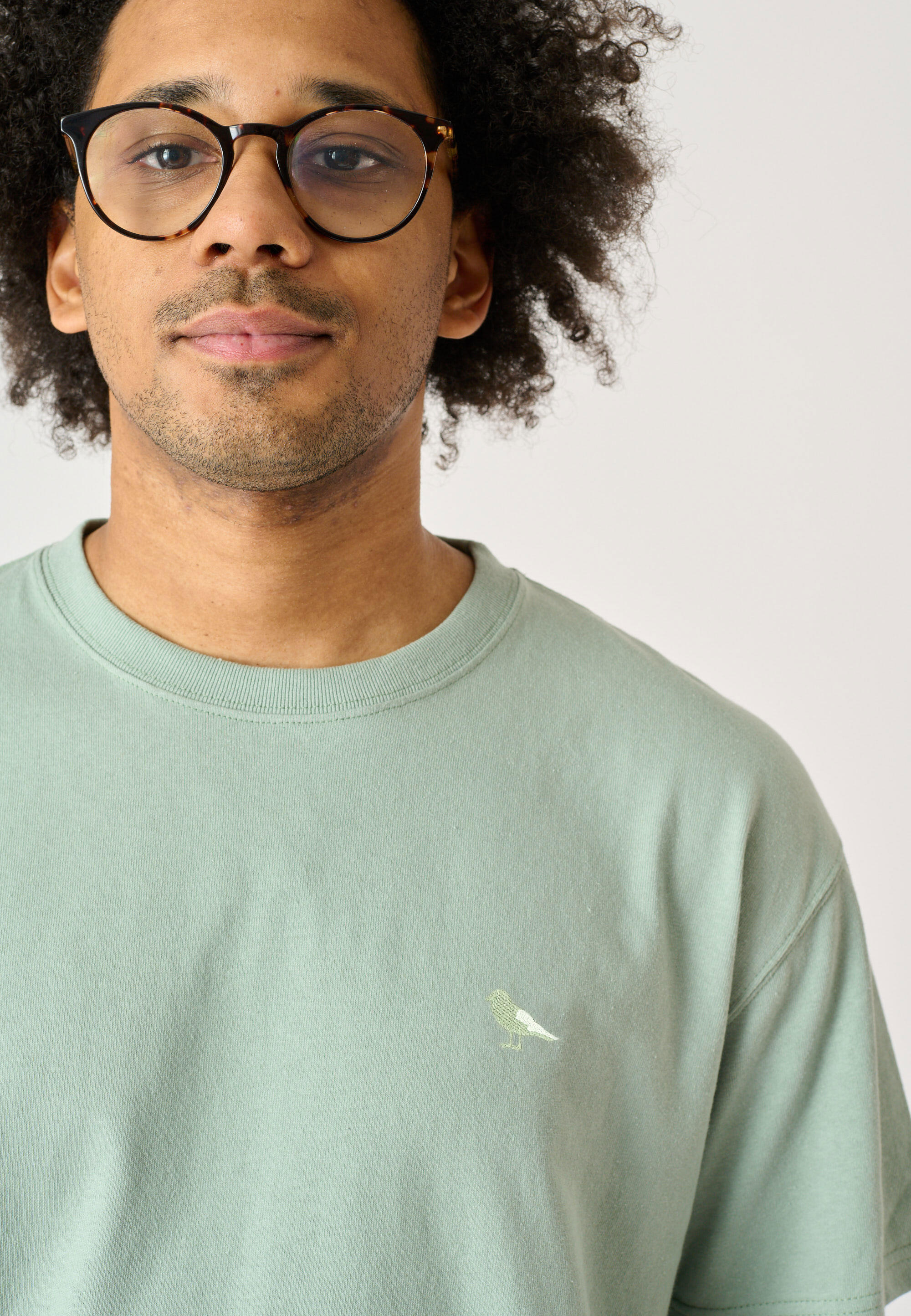 T-Shirt Embroidery Gull Mono 7/15