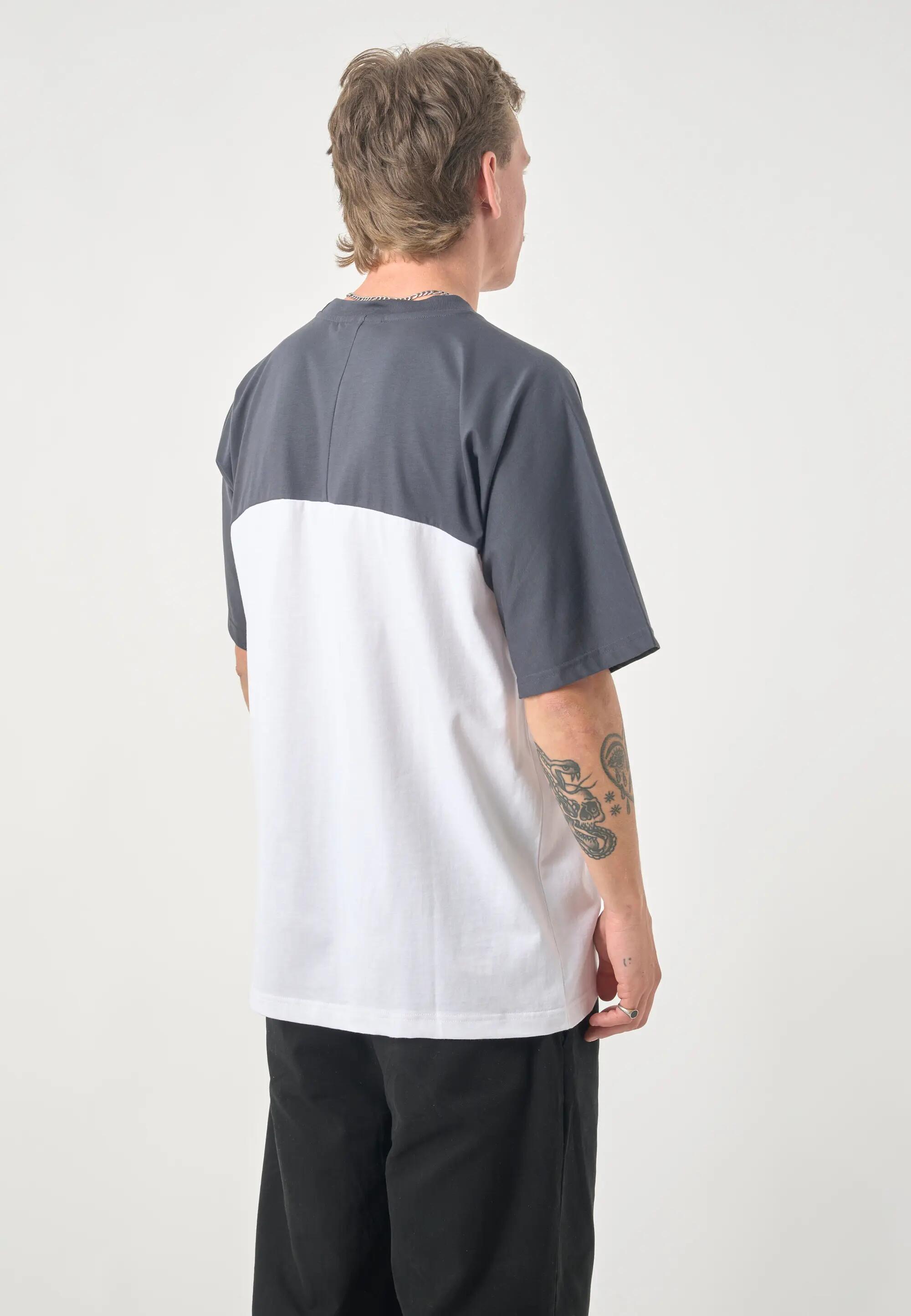 T-Shirt Boxy Tee Ligull College 6/6