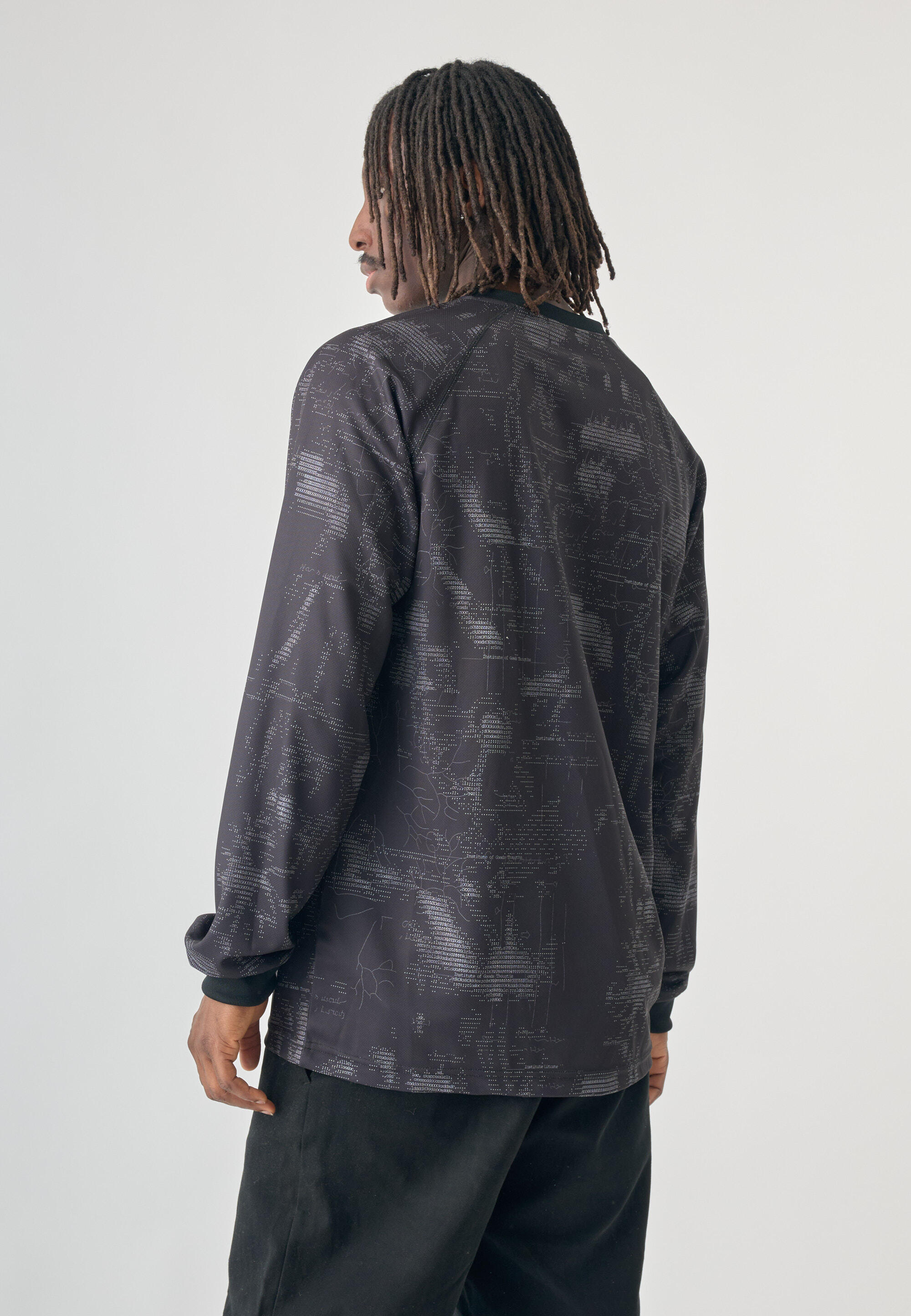 Langarmshirt im angesagten Design 6/15