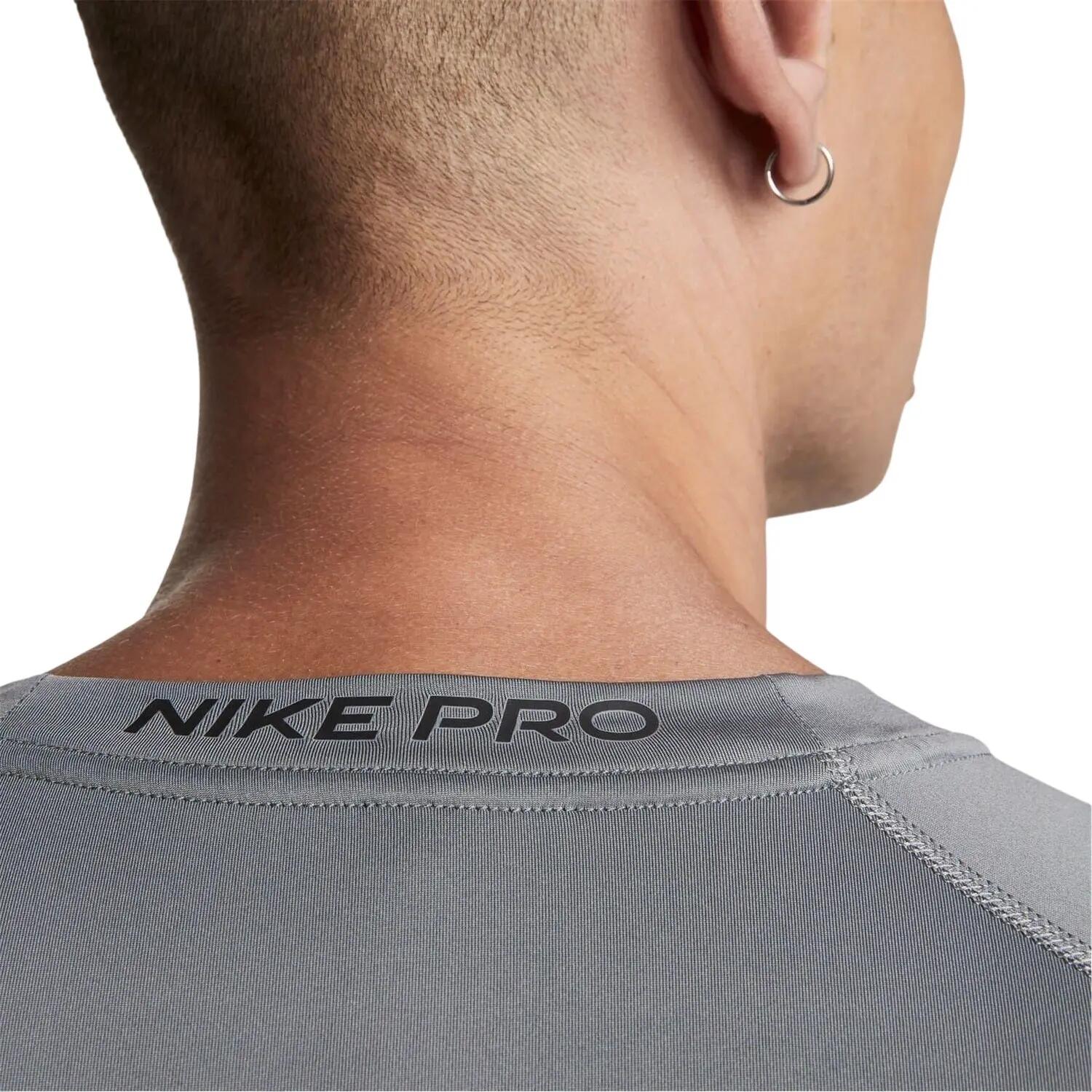 Maglietta Di Base Stretto DriFIT Compressione Uomo Nike Pro Core Grigio 5/6