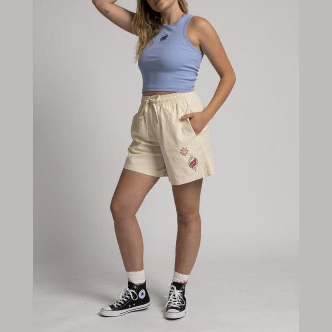 Santa Cruz Scatter walkshorts off white 7/7