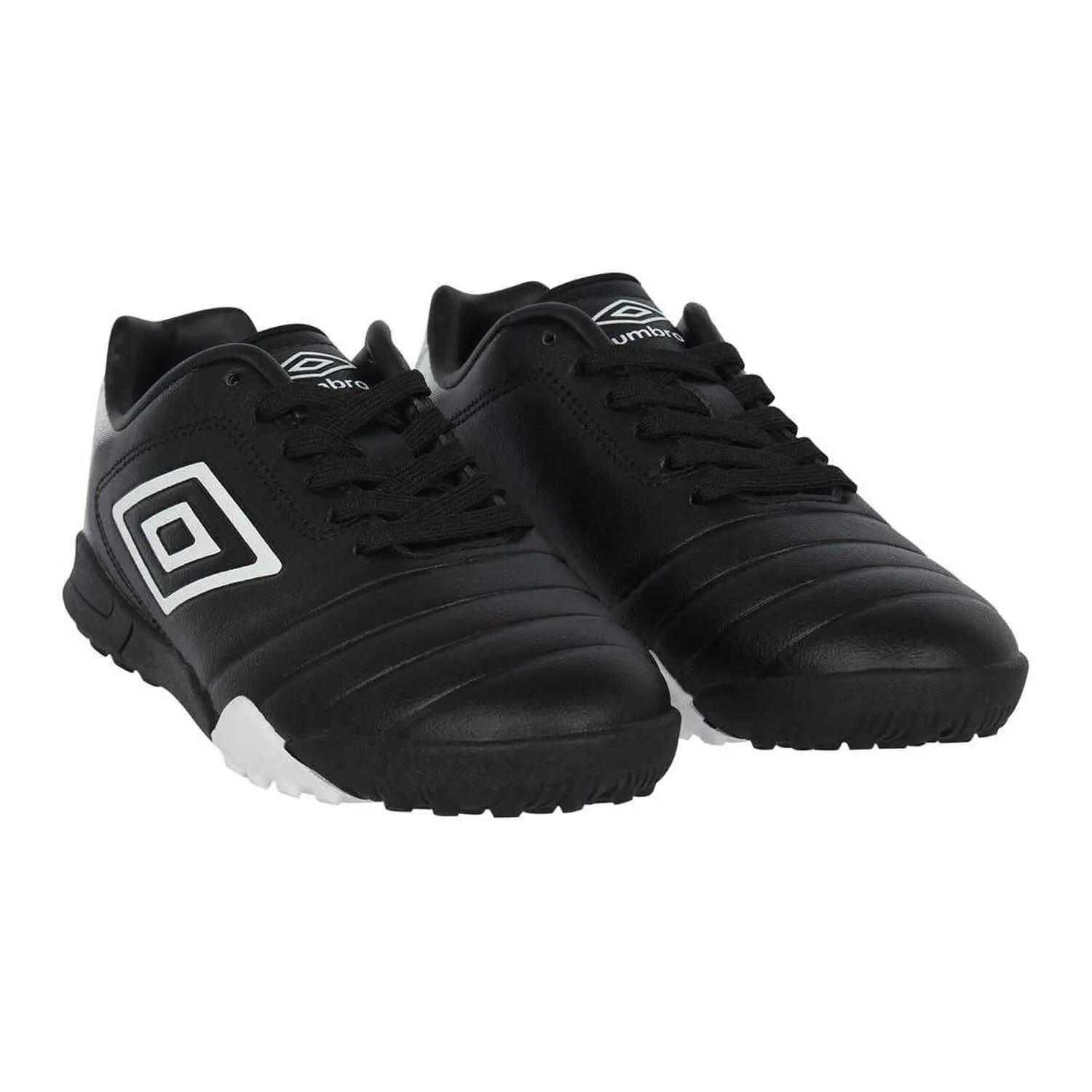 Scarpe Da Ginnastica Per Erba Sintetica PiattaBambini Umbro Calcio Nero Bianco 5/5