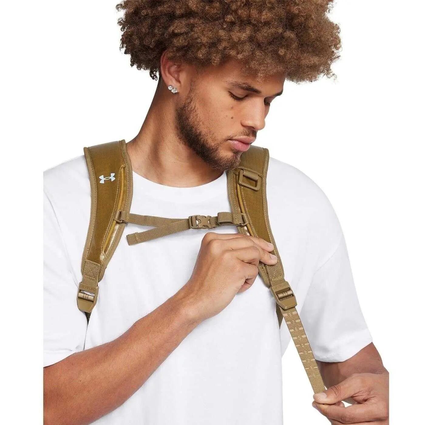 "UA Summit" Rucksack für HerrenDamen Unisex Damen und Herren Kojote/Camel 6/11