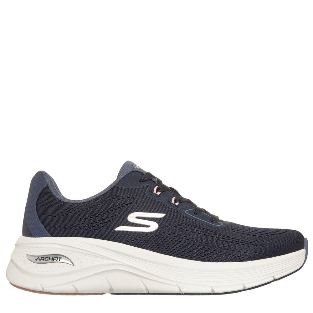 SKECHERS picture