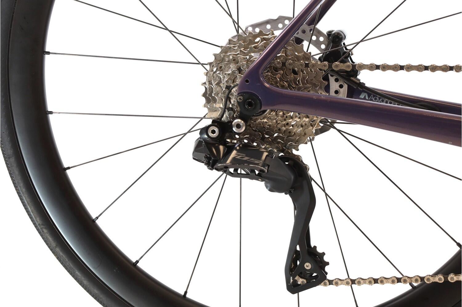 Tweedehands racefiets ·  Defy Advanced 0 Di2 12V · Zeer goede toestand 3/8