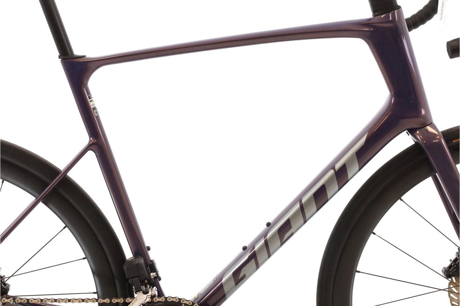 Tweedehands racefiets ·  Defy Advanced 0 Di2 12V · Zeer goede toestand 2/8