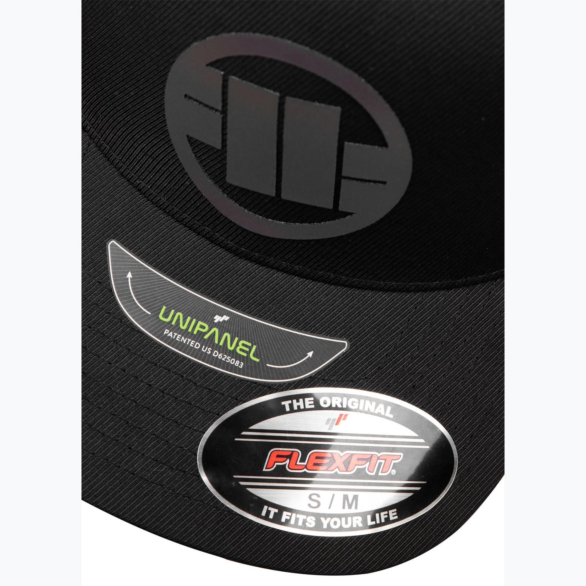 Czapka z daszkiem Pitbull Mesh Full Cap Logo Iridescent Flexfit 5/7