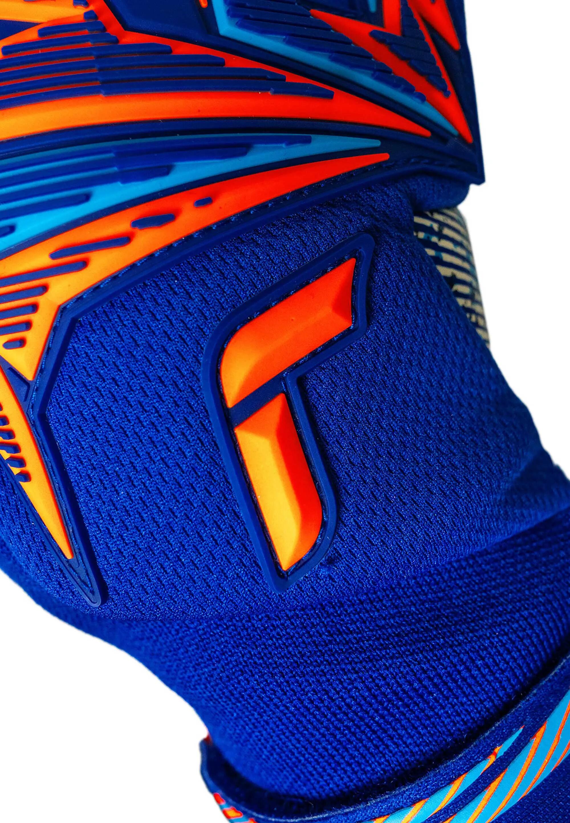 Keepershandschoenen Attrakt Freegel Fusion Goaliator 6/15