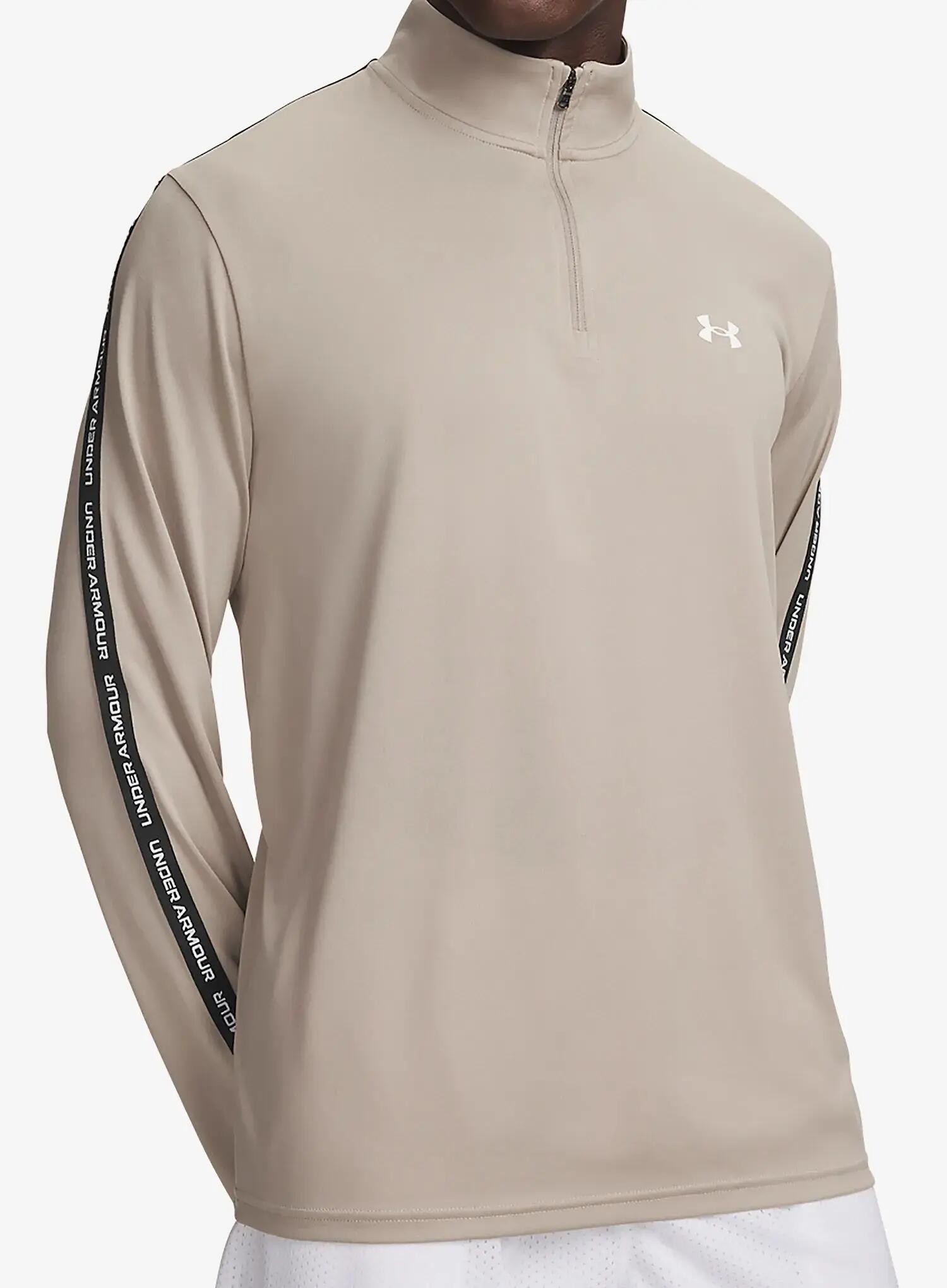 UNDER ARMOUR picture
