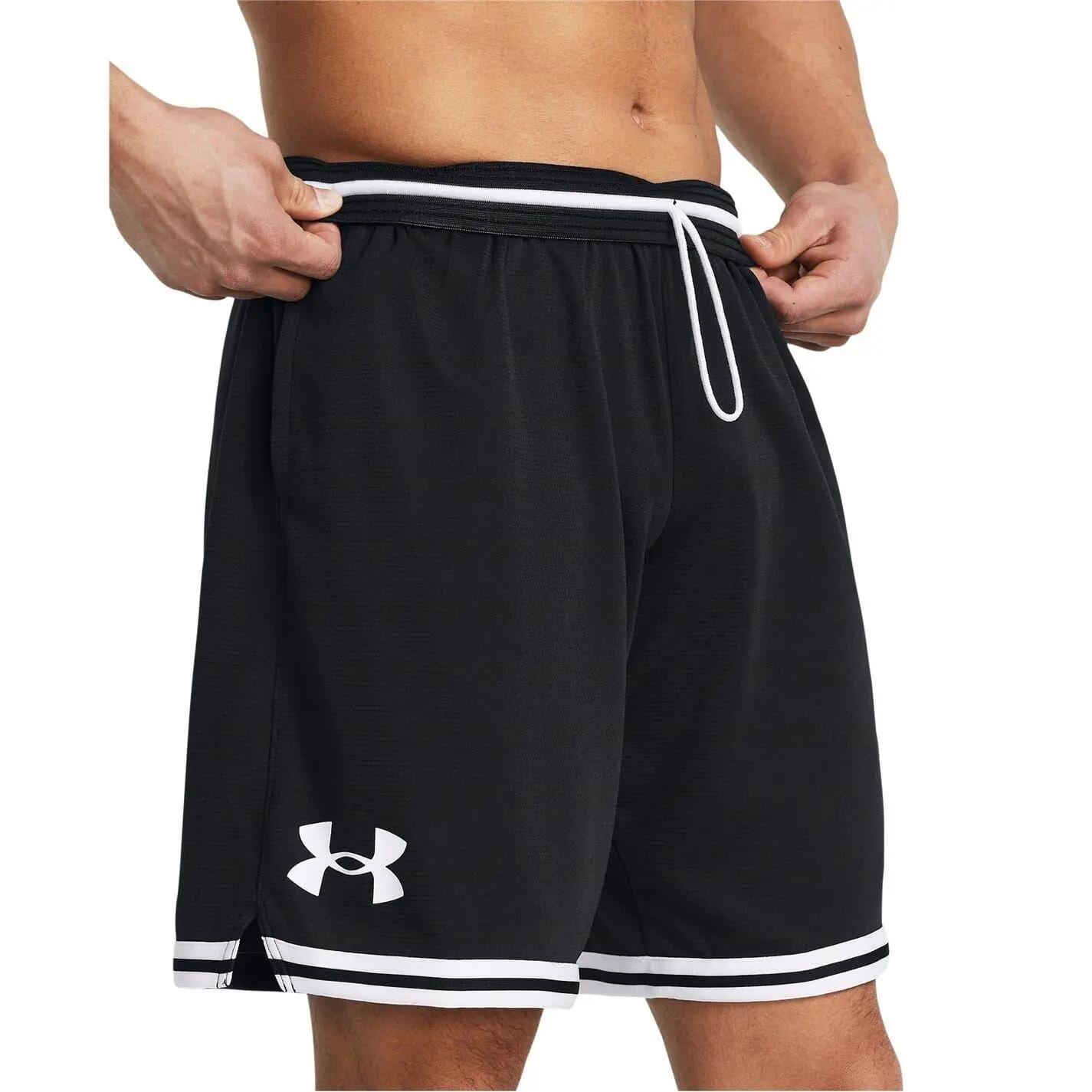 UNDER ARMOUR picture