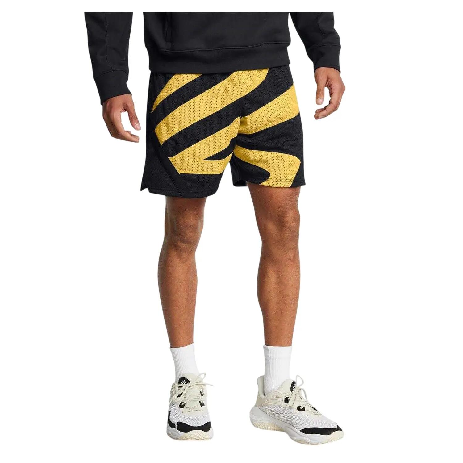 UNDER ARMOUR picture