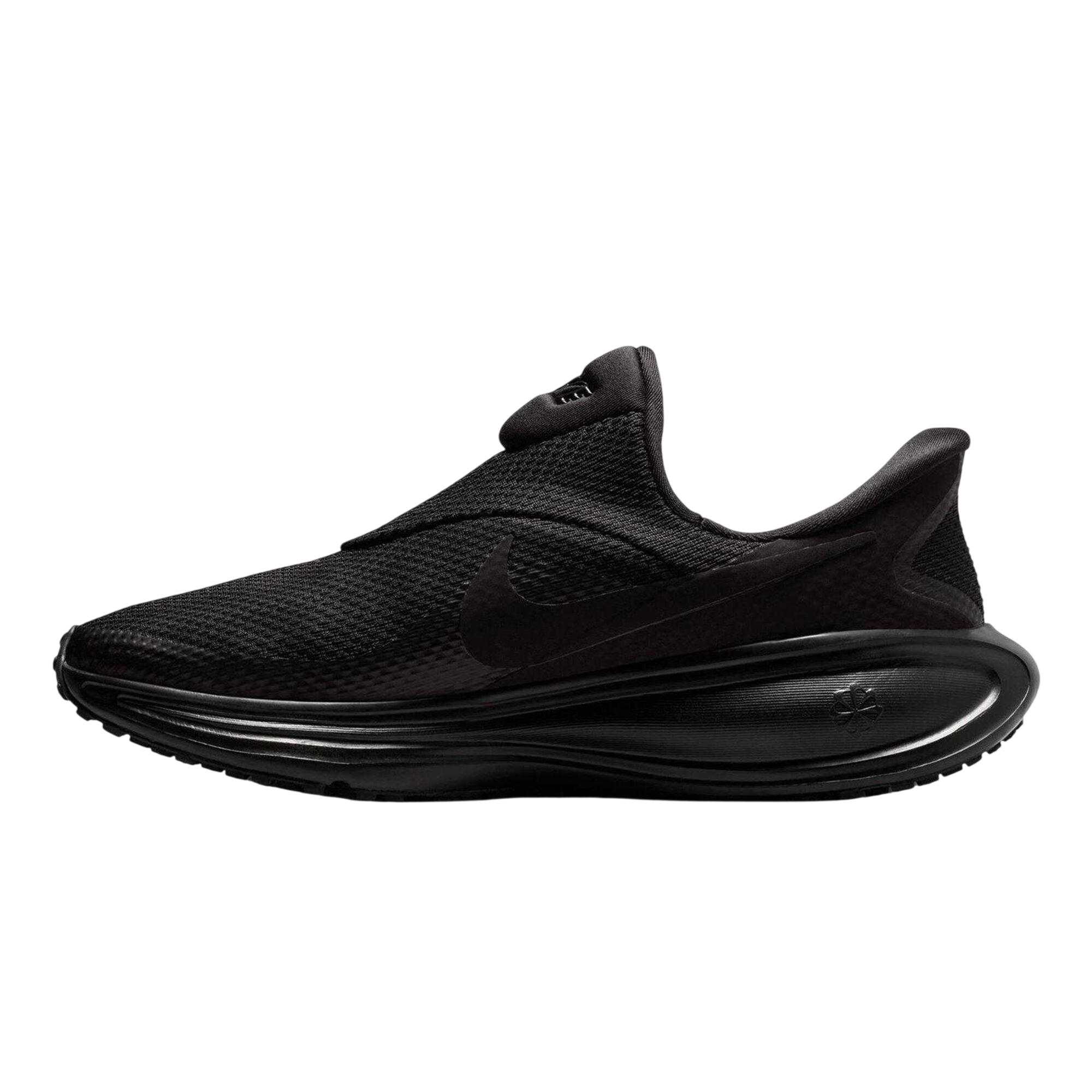 Baskets Motif/style Logo REVOLUTION Femme (Triple Noir) 3/4