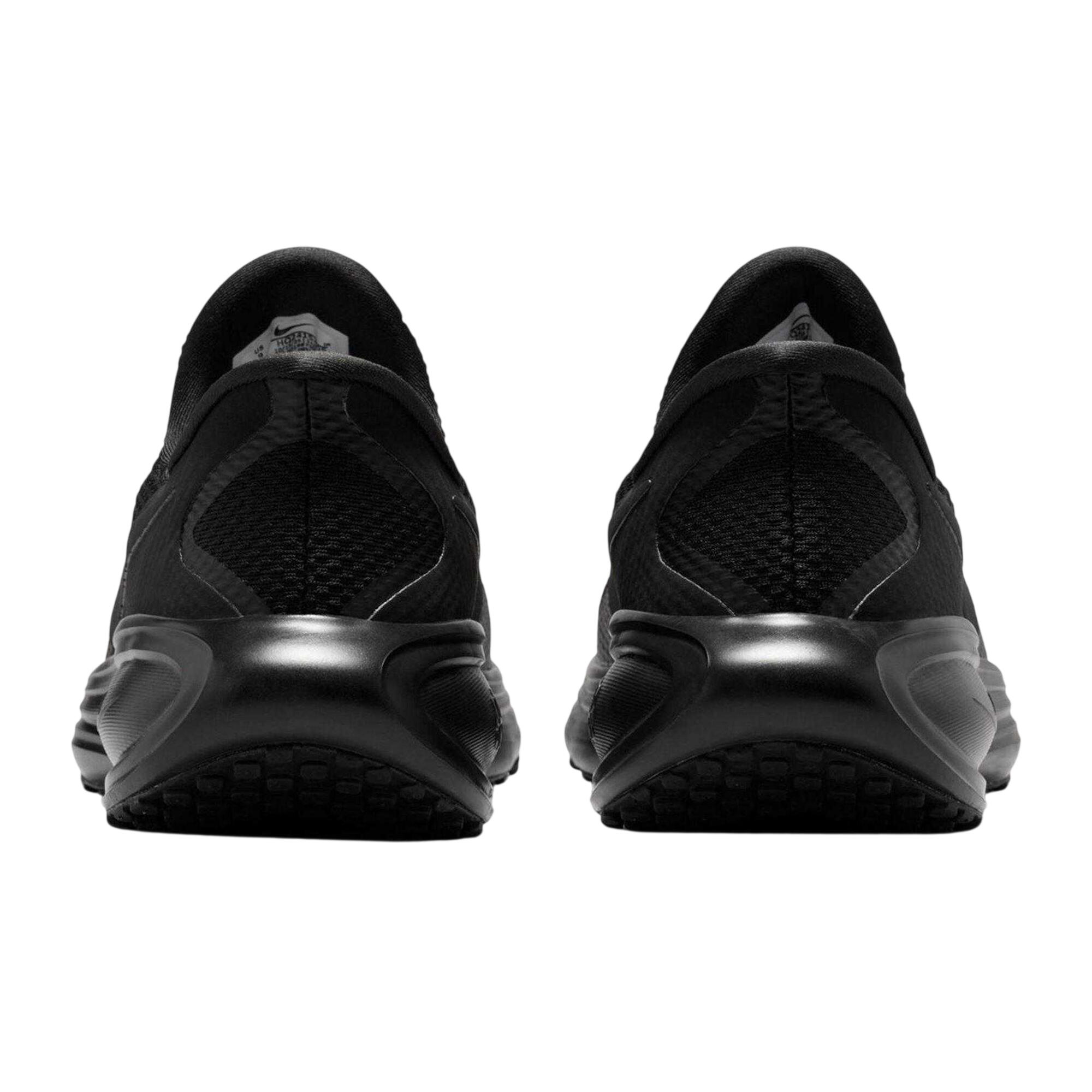 Baskets Motif/style Logo REVOLUTION Femme (Triple Noir) 2/4