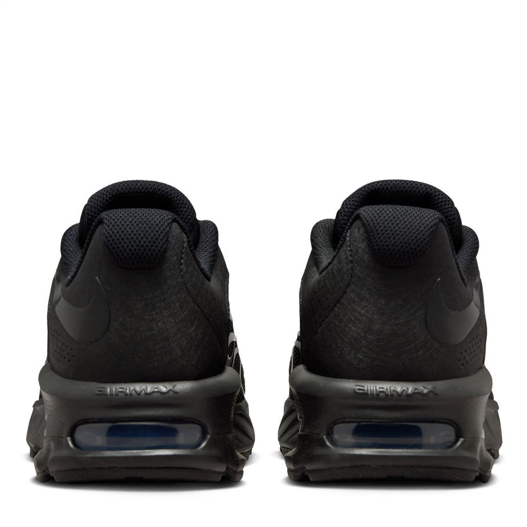 "Air Max Fire" Sneaker für Damen Dreifaches Schwarz 4/5