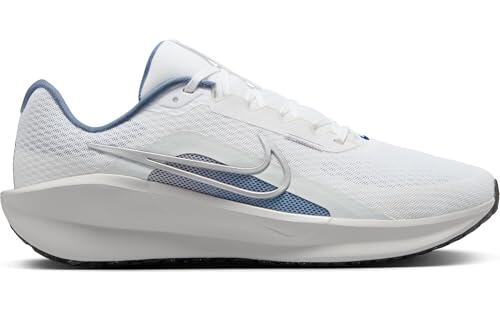 Nike Downshifter 13 Scarpe Da Corsa Uomo in Bianco e Argento Metallizzato 4/6