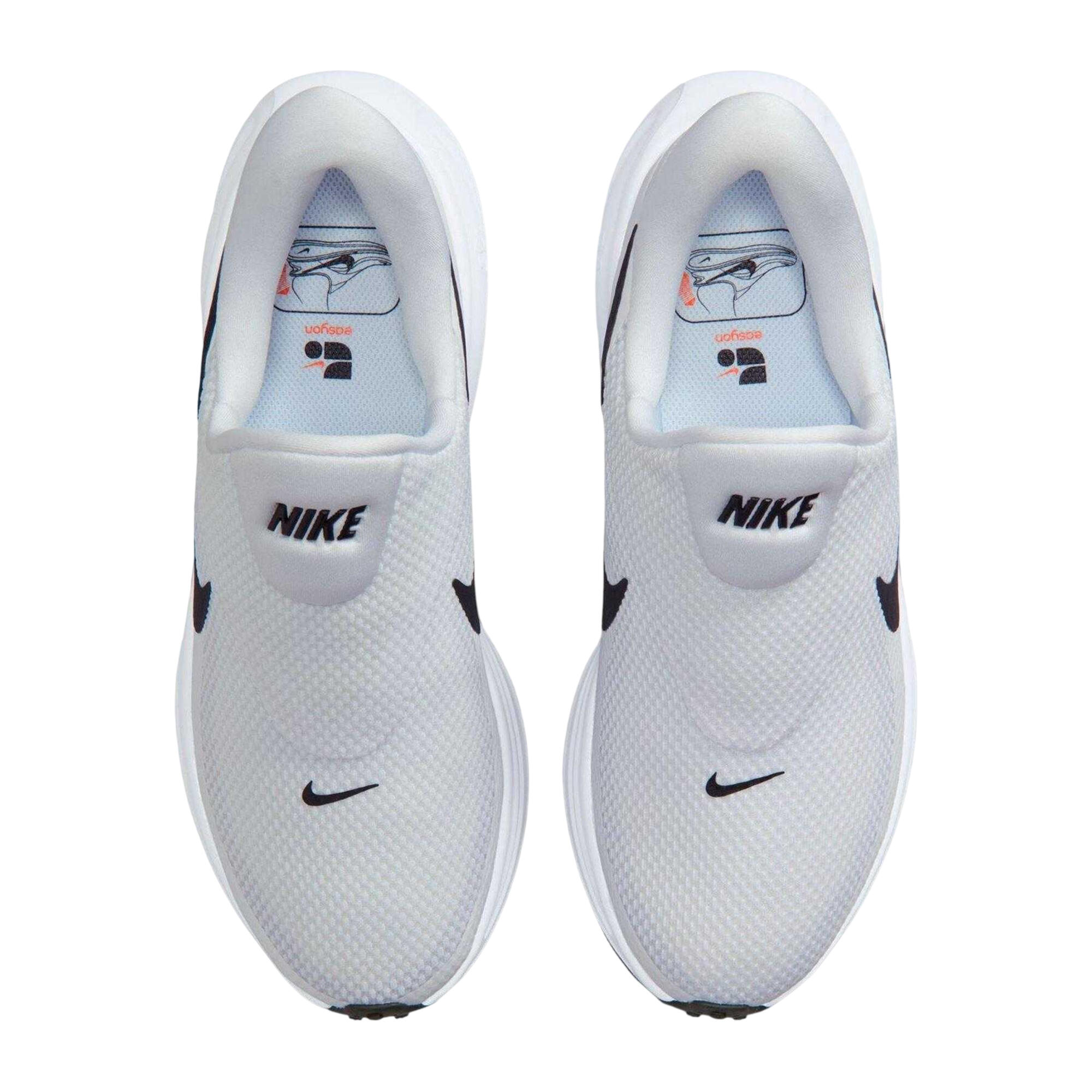 Baskets Motif/style Logo REVOLUTION Femme (Blanc / Noir) 4/4