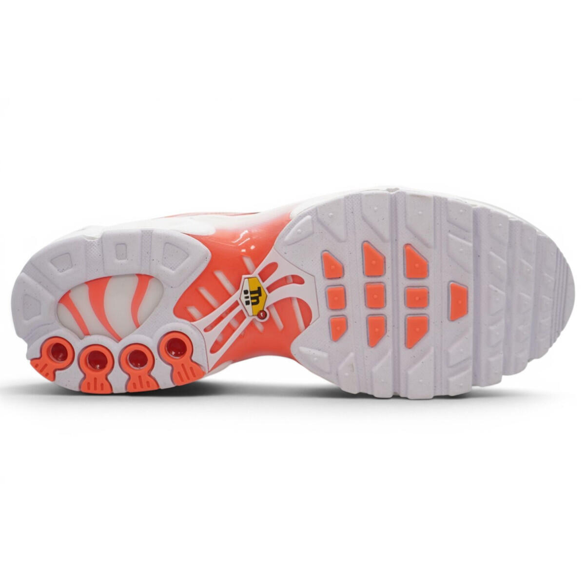 Baskets Nike Air Max Plus TN Pink Coral 3/4