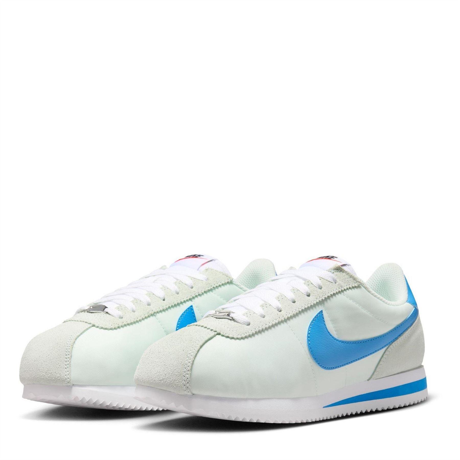 Scarpe Sportive Pelle ScamosciataDonna Nike Cortez Orzo Verde 2/4