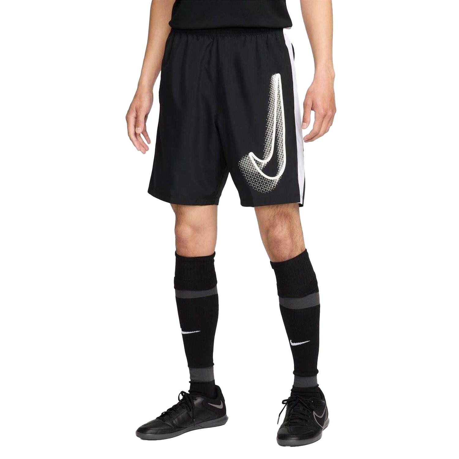 NIKE picture