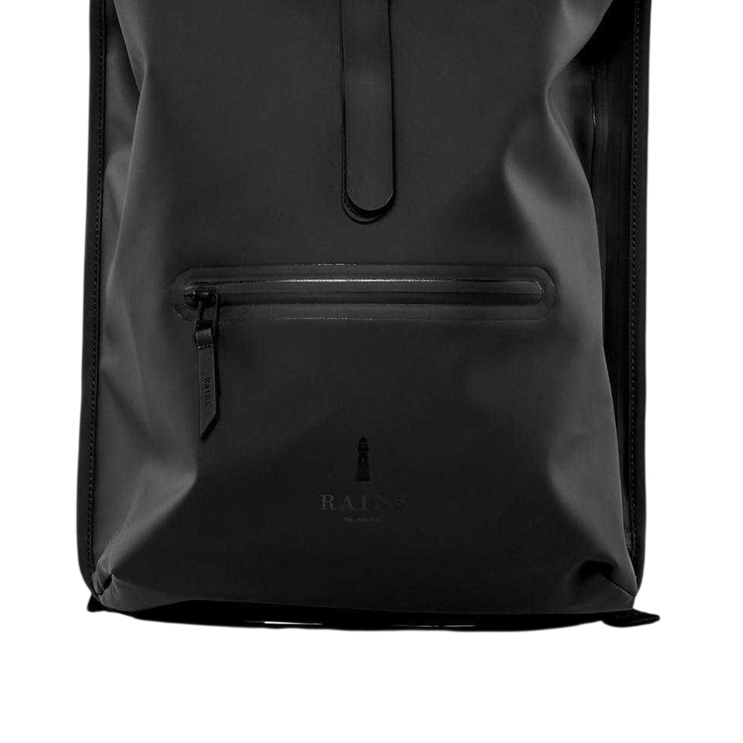 Plain Waterproof Cycling Rucksack (Black) 3/3