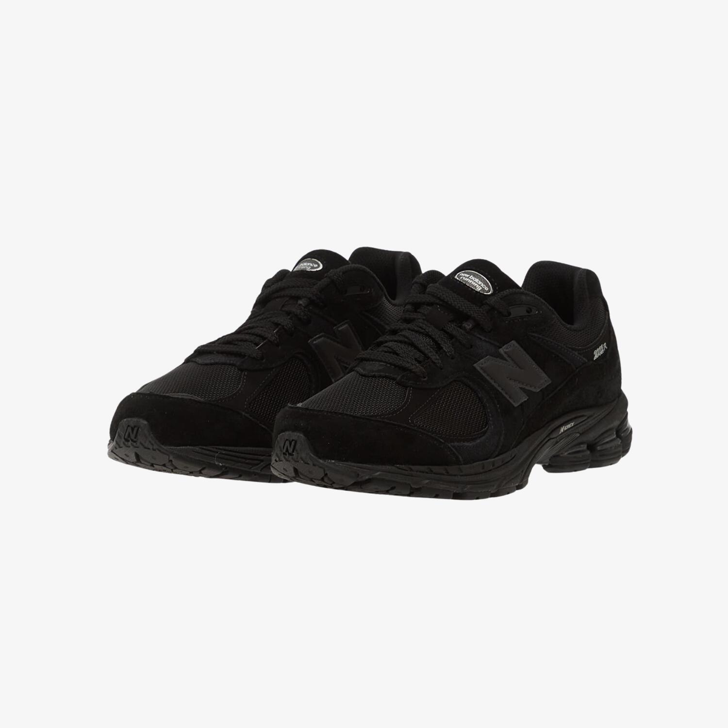 1282 New Balance 2002R scarpa unisex Elevated Essentials 2/4
