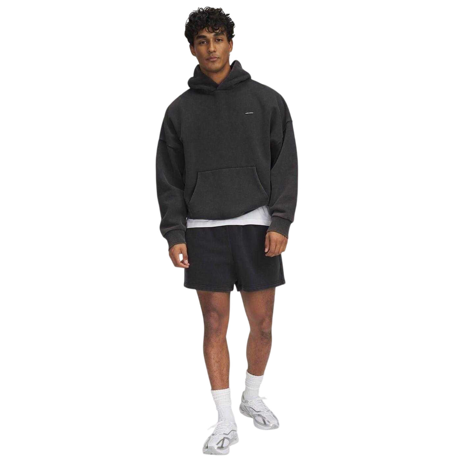 UNDER ARMOUR picture