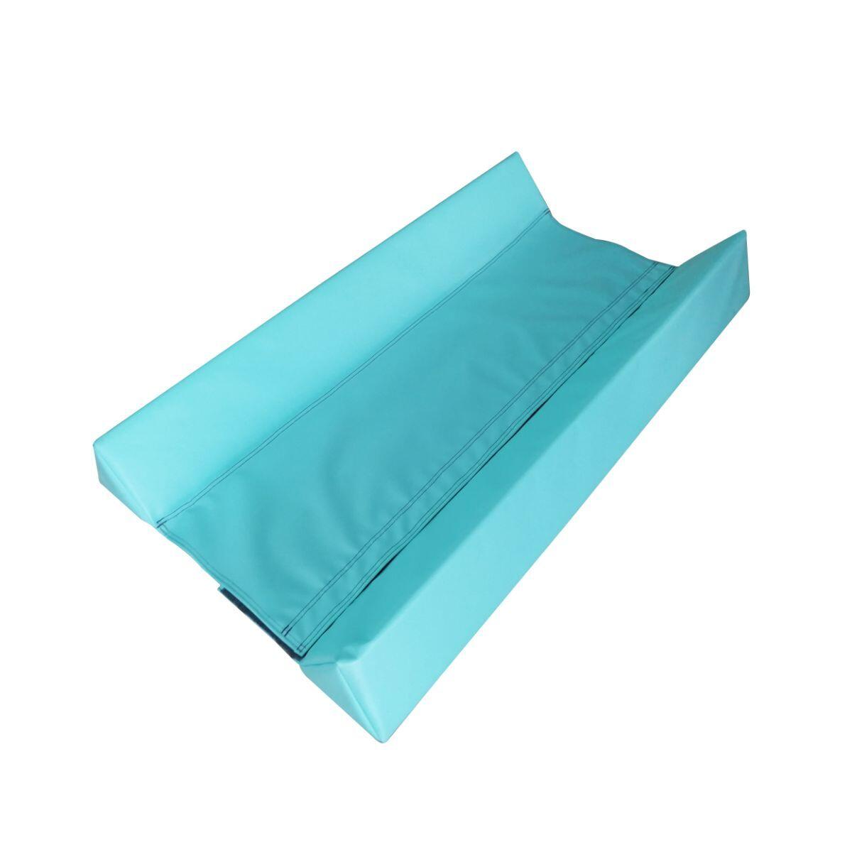 aquamarine green