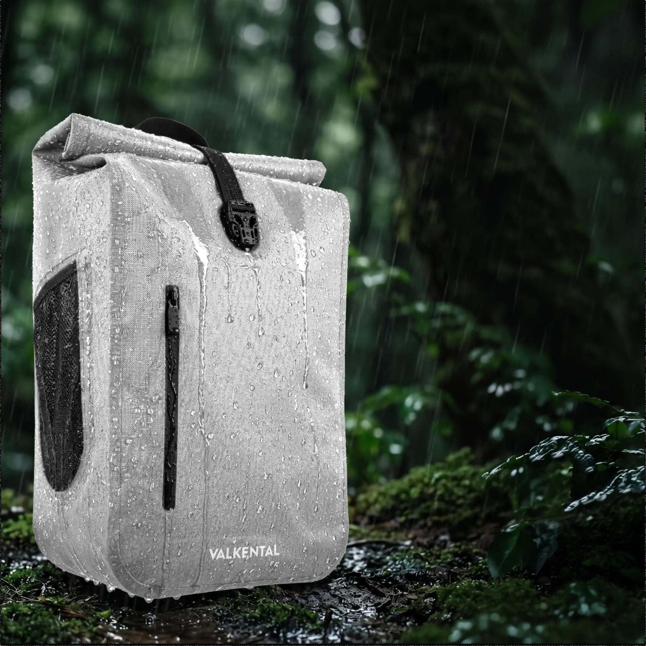 Mochila, diária e lazer - impermeável e totalmente refletiva 28L 6/7