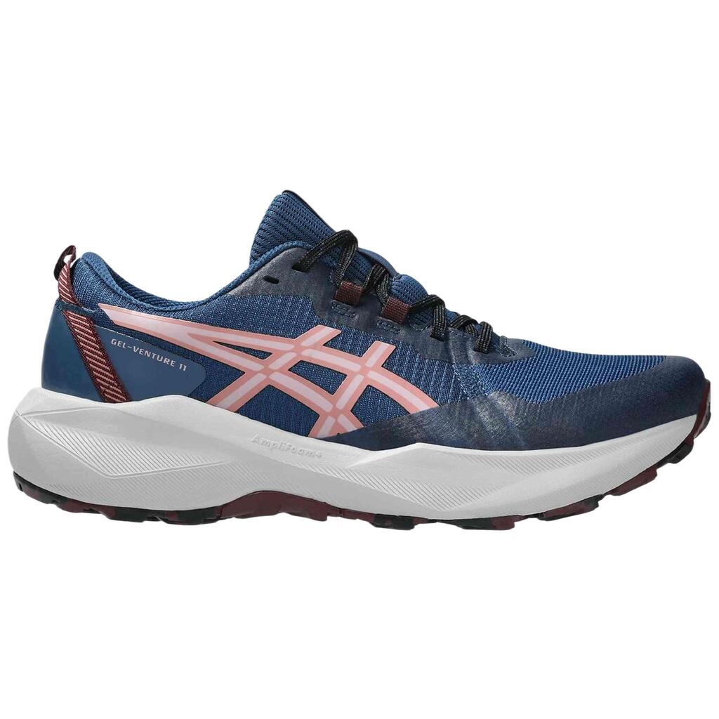 Running shoes Asics model 1012B933-400 for women