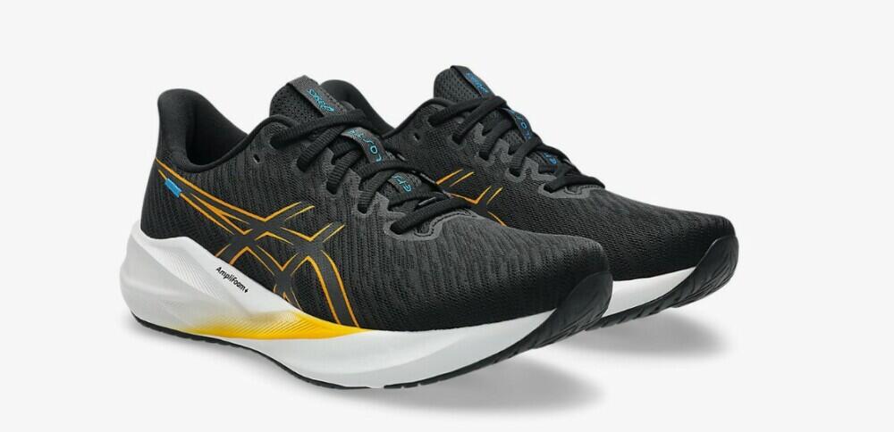Scarpe da running Asics modello 1011B984-004 per uomini 4/6